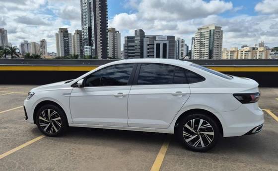 VOLKSWAGEN VIRTUS 1.0 200 TSI HIGHLINE AUTOMÁTICO VOLKSWAGEN VIRTUS 1.0 200 TSI HIGHLINE AUTOMÁTICO
